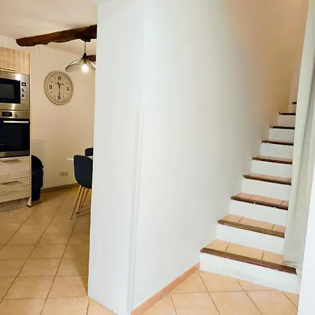 Lägenhet Entre Montagne Et Lavande - Maison Provencale